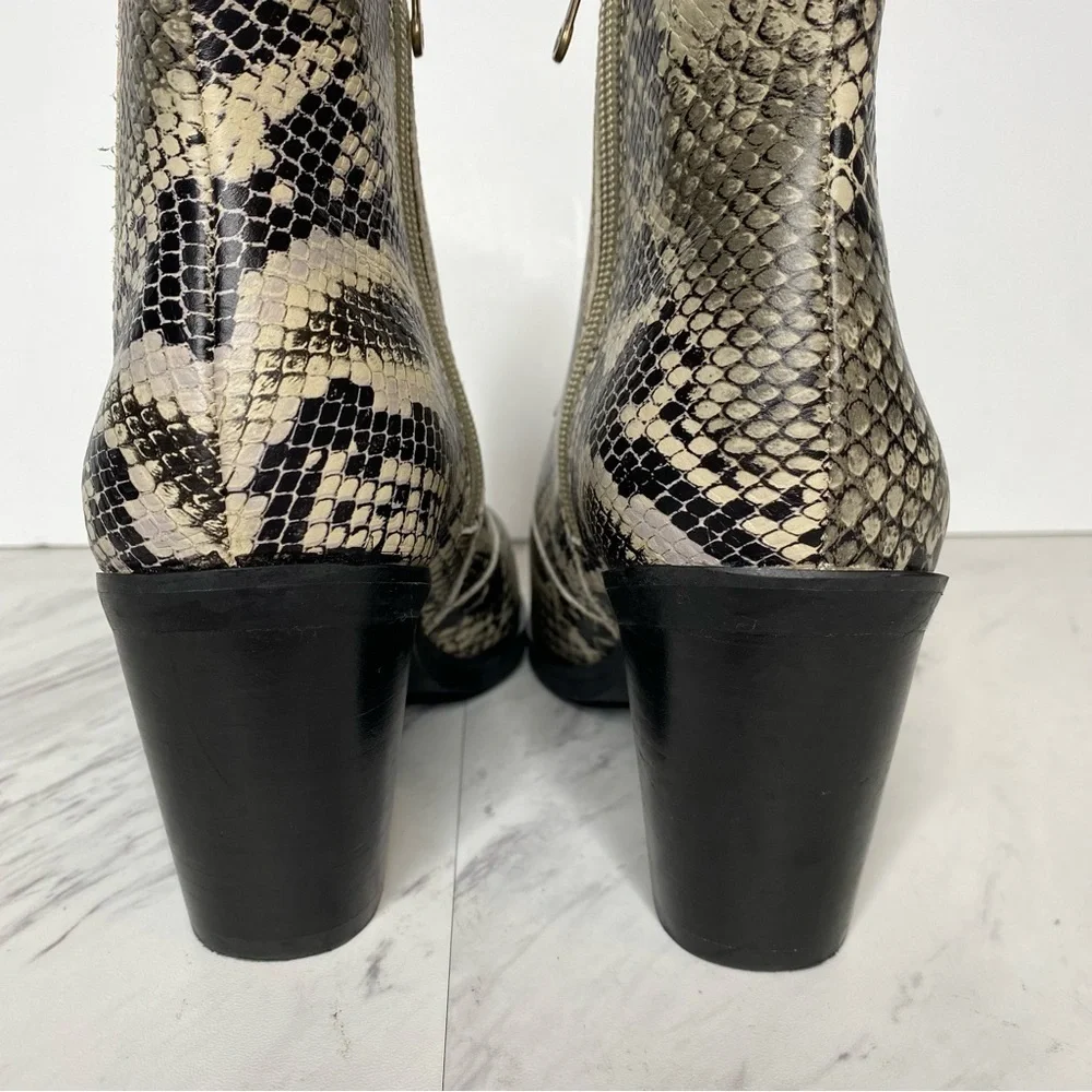 Blondo que snakeskin